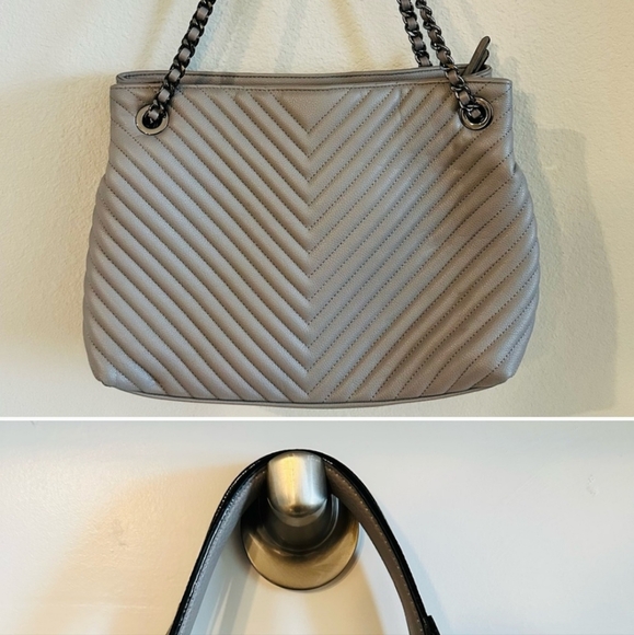 Victoria's Secret Pebbled V Quilt Shoulder Tote Bag in Gray - Picture 2 of 3